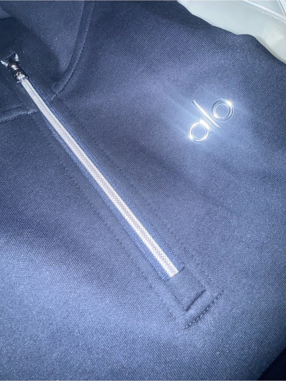 ALO Yoga Navy Quarter-Zip Sweatshirt - Picture 3 of 5